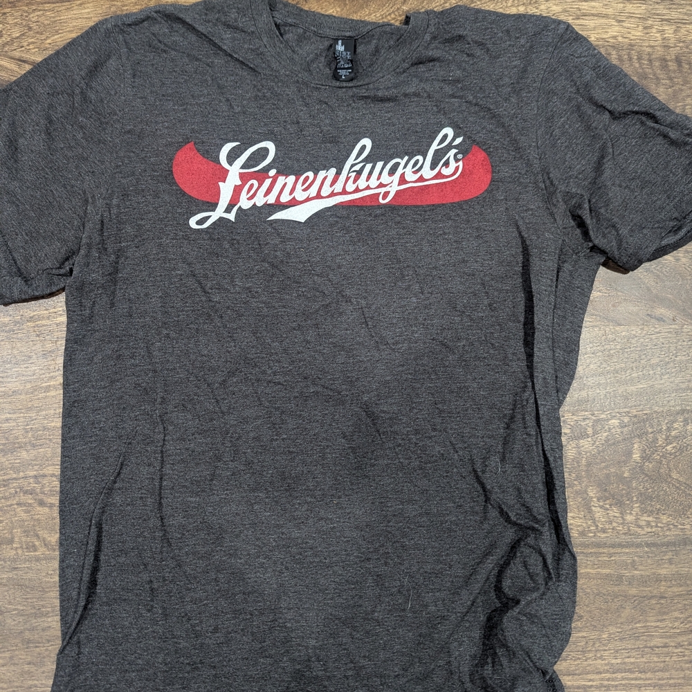 District Men's Charcoal and Red Lienenkugel's Beer Tee